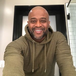 Meet your Posher, Derrick